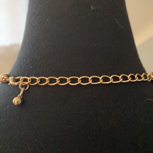 Long statement necklace - Picture 4 of 4